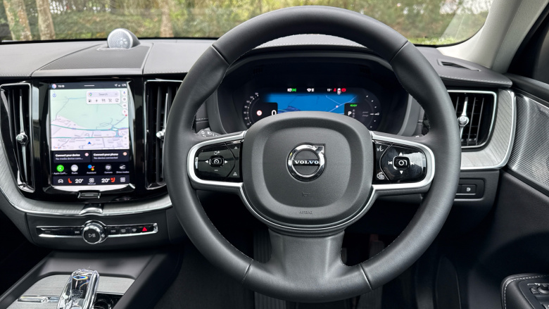 Volvo XC60 2.0 T8 [455] PHEV Ultra Dark 5dr AWD Geartronic Estate